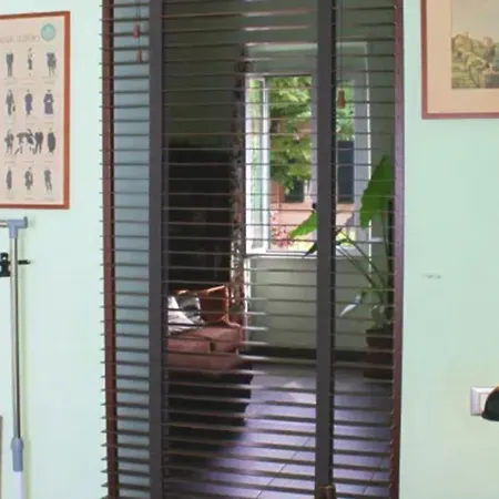 Your Basic But Bonnie Corner *