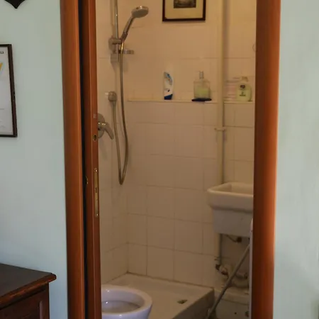 Проживание в семье Your Basic But Bonnie Corner Рим